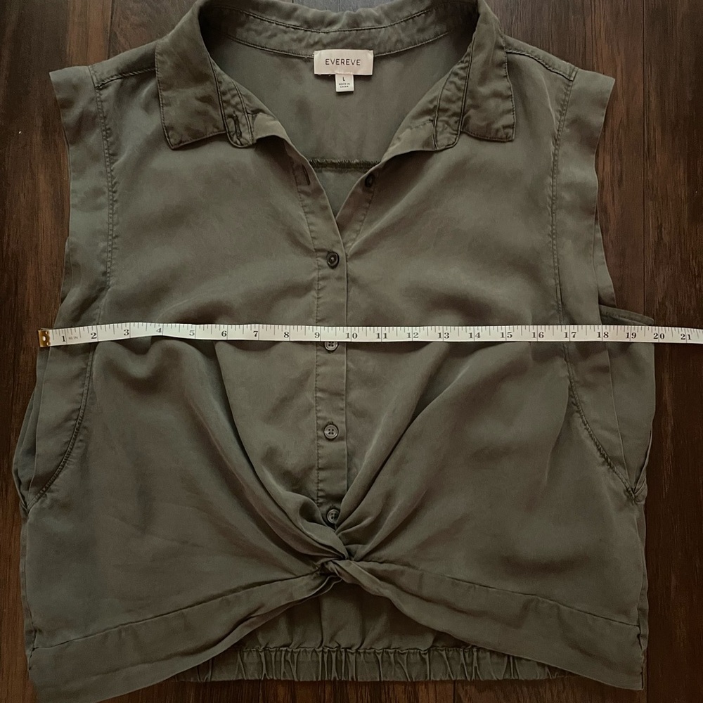 Evereve Olive Green Button-Down Shirt | Twist Tie Front Notched Collar | Size L - Picture 9 of 9
